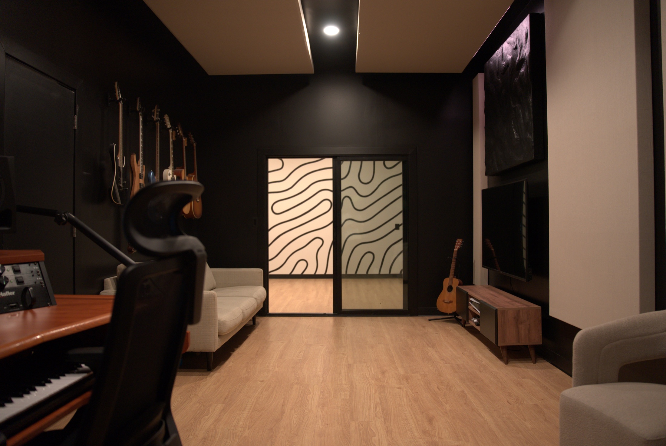 Control room for mixing and mastering